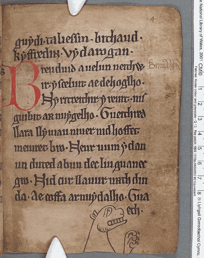 Una página del Libro Negro de Carmarthen, considerado el manuscrito más antiguo conservado escrito íntegramente en galés
