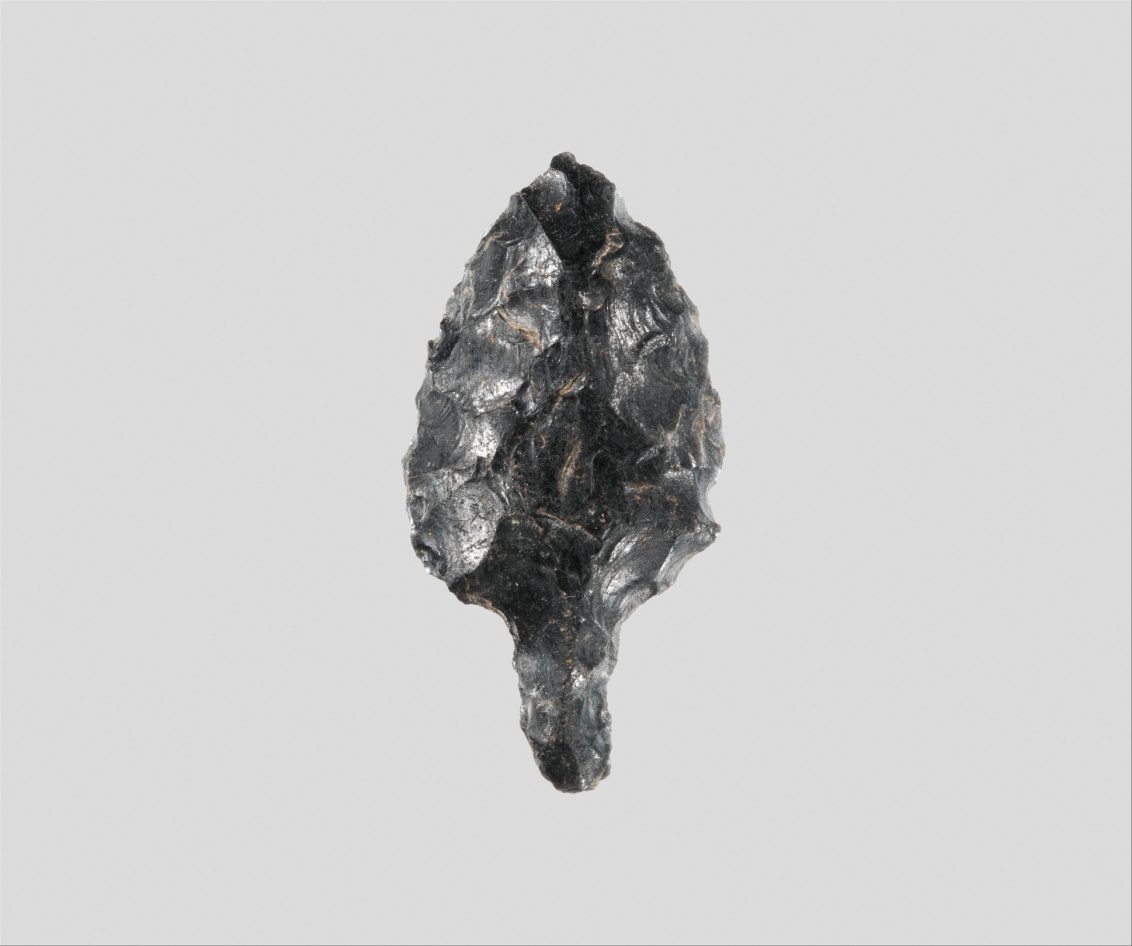 Pieza de obsidiana en forma de hoja de la cultura cicládica neolítica